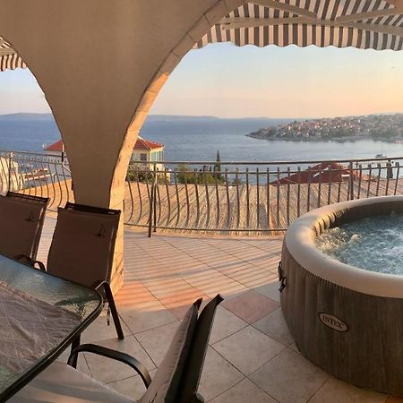 Villa Mira Трогир Екстериор снимка