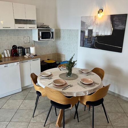 Villa Mira Трогир Екстериор снимка