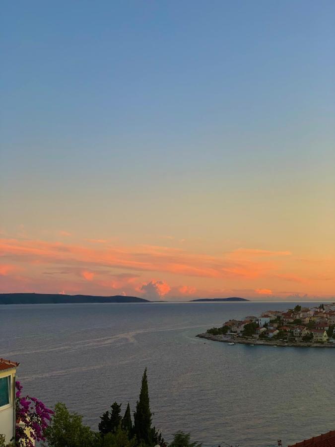 Villa Mira Трогир Екстериор снимка