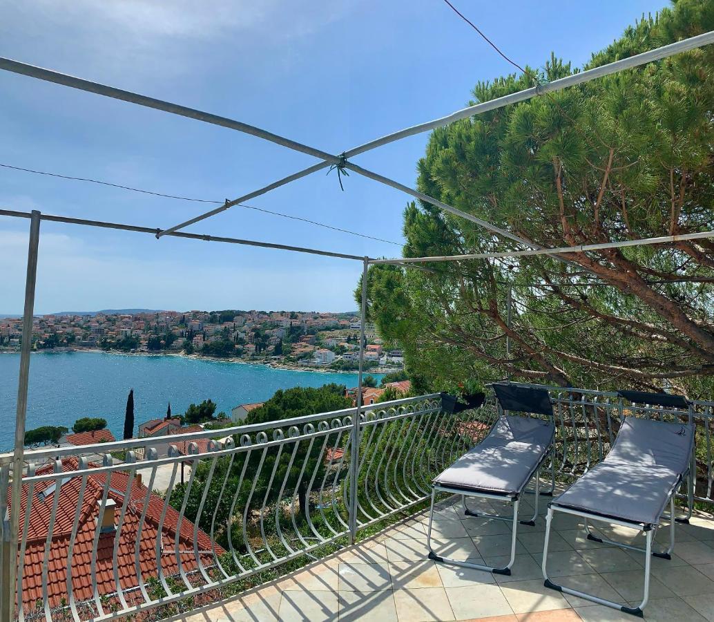 Villa Mira Трогир Екстериор снимка
