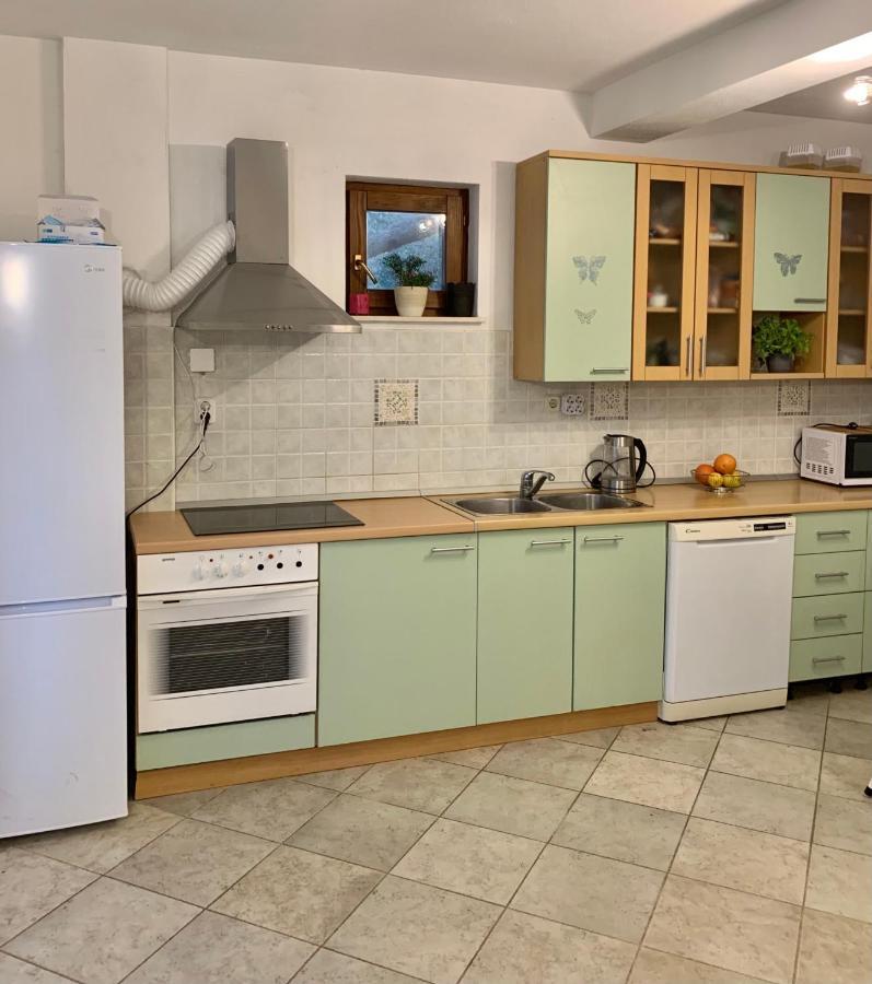 Villa Mira Трогир Екстериор снимка
